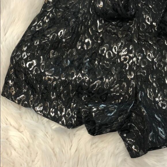 ARMANI exchange metallic animal print shorts sz 4 - Picture 4 of 14